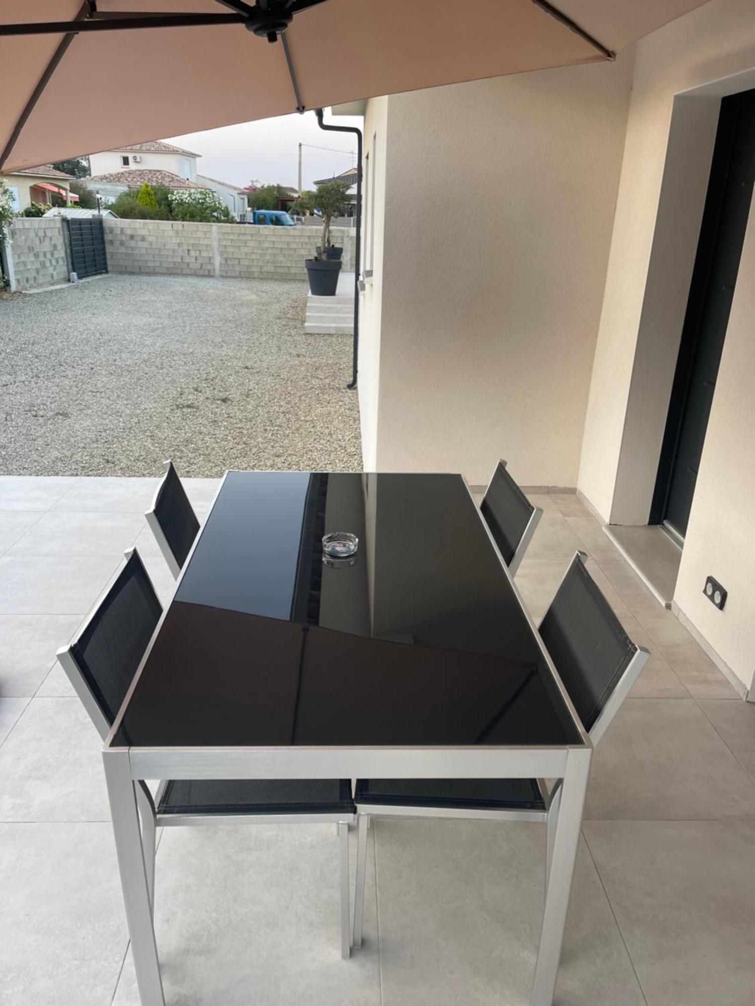 Villa Mitoyenne De Standing Proche De Toutes Commodites A Ghisonaccia Esterno foto